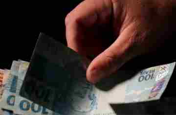  Cerca de 95,3 milhões de pessoas recebem 2ª parcela do décimo terceiro 